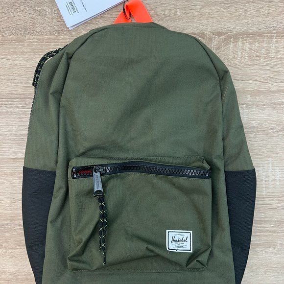 Herschel Supply CO. Laptop Backpack Settlement 15 Inch Ivy Green/Black/Shocking - Picture 6 of 10